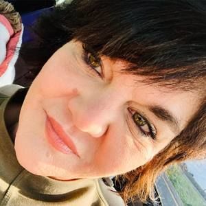 Meet your Posher, Leann